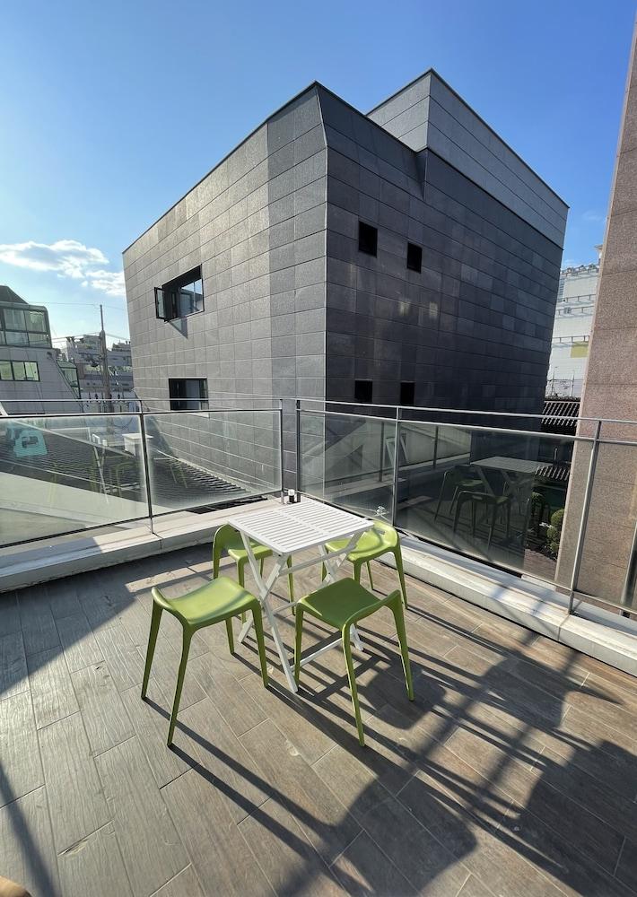 Dream Comfort Seoul Exterior photo